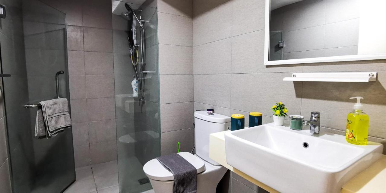 Ekocheras Loft 5 Pax, #Soccertable #Abovemall #Cozy #Freecarpark Куала Лумпур Екстериор снимка