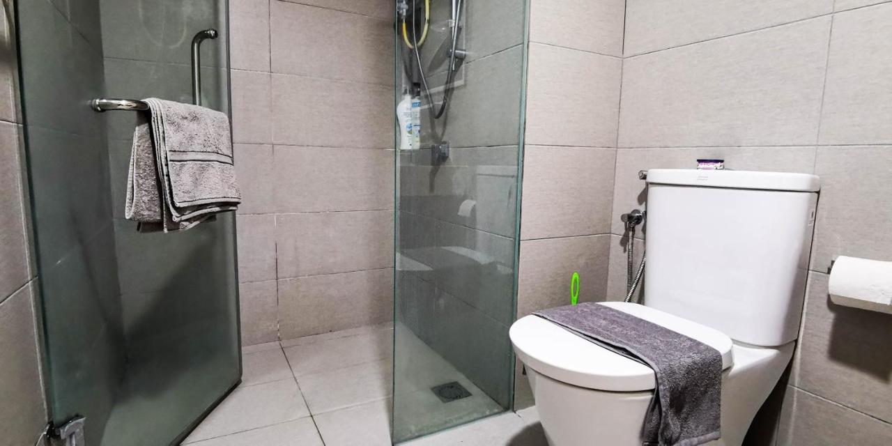 Ekocheras Loft 5 Pax, #Soccertable #Abovemall #Cozy #Freecarpark Куала Лумпур Екстериор снимка